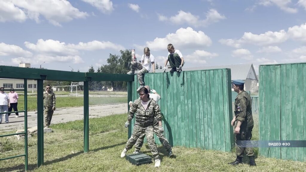 Семья Евстигнеевых из Волгореченска представит Костромскую область на всероссийской «Семейной зарнице» Семья Евстигнеевых из Волгореченска представит Костромскую область на всероссийской «Семейной зарнице»